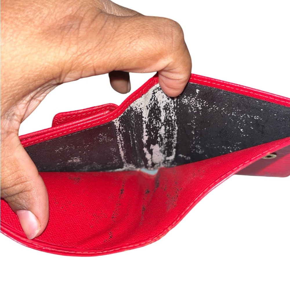 Louis Vuitton Red Epi Wallet - Picture 8 of 8